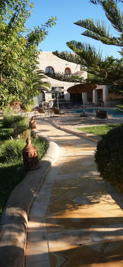 Morocco Flow & Foil Retreat – Essaouira
Pick your week 15th – 27th September

Deposit Secure your place on our immersive retreat in Essaouira.